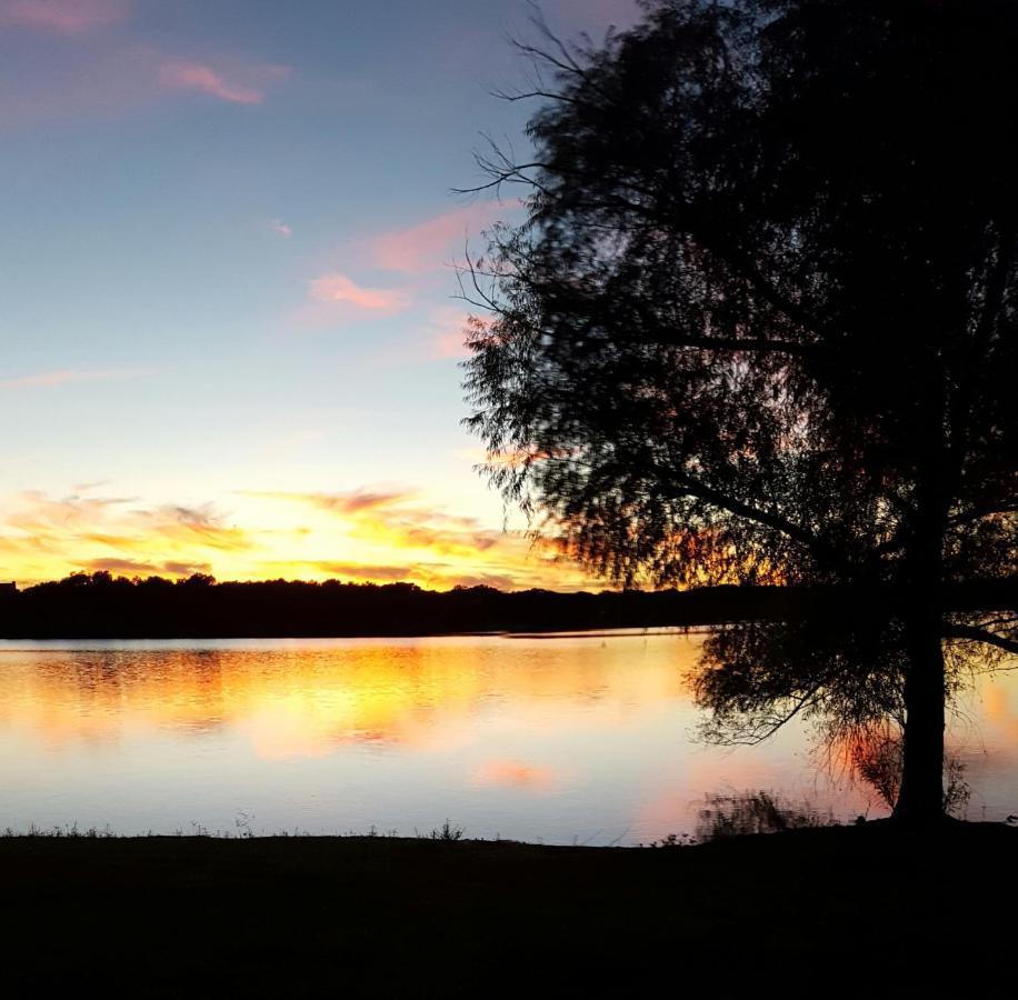 Little Elm Lake Front Cottage מראה חיצוני תמונה
